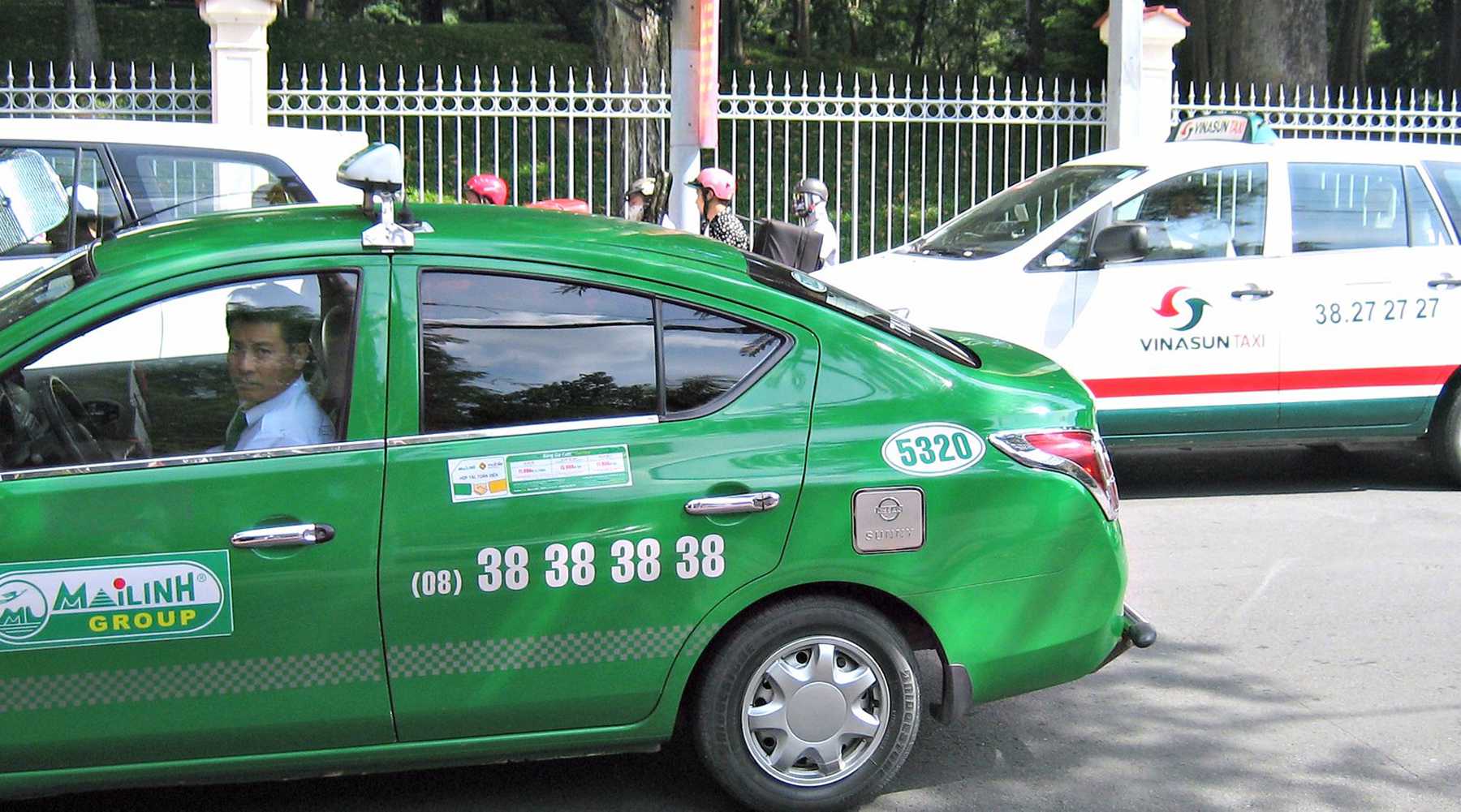 taxi in Vietnam