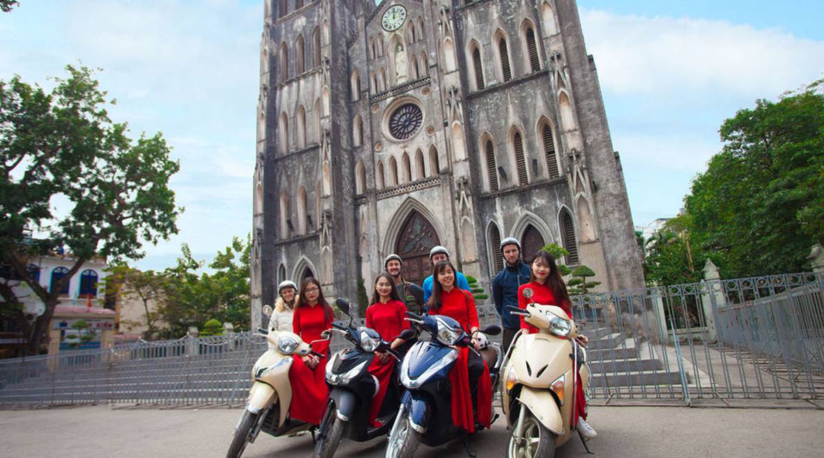 Motor tour Hanoi