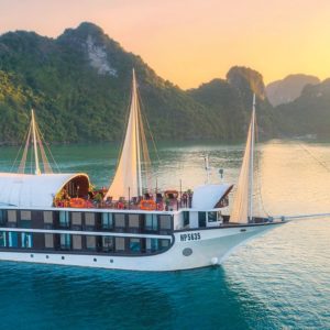 Sena cruise Halong Bay