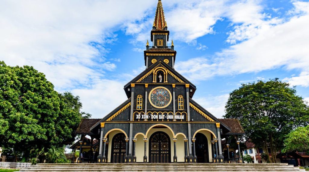 Kon Tum houten kerk