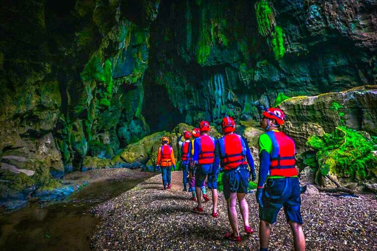 Phong Nha trekking tour