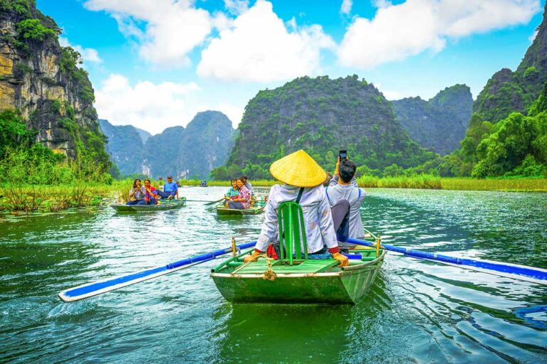 Tam Coc in Ninh Binh