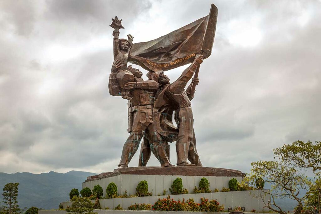 Victory Monument op D1 Hill in Dien Bien Phu, ter herdenking van de Viet Minh-overwinning in 1954