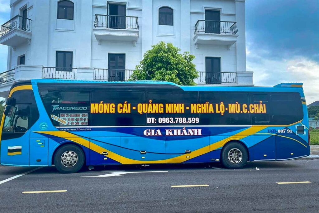 Slaapbus van Hanoi naar Mu Cang Chai in Vietnam met langeafstand bus voor noord Vietnam reizen