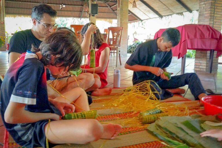 mekong lodge lokaal restaurant korte workhop kind 1