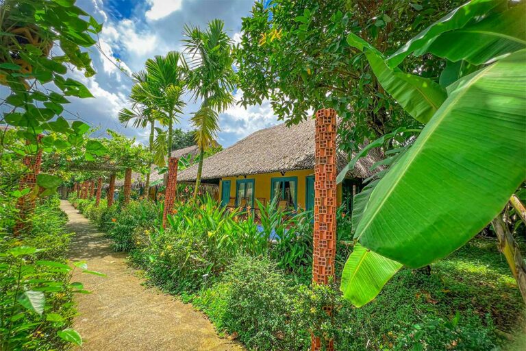 mekong lodge tuin bungalows 1